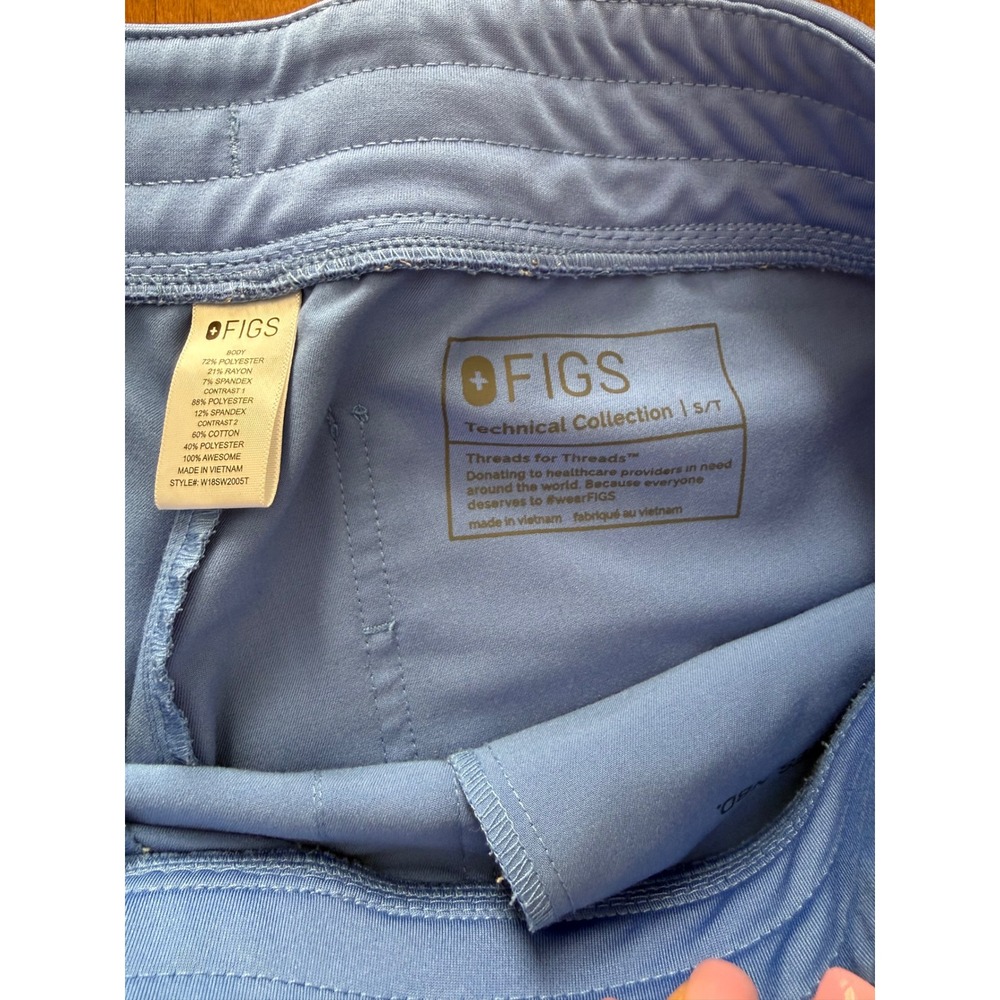 FIGS Technical Collection Womens Scrub Set Blue V-Neck Top Medium Jogger Pants S - Picture 9 of 11